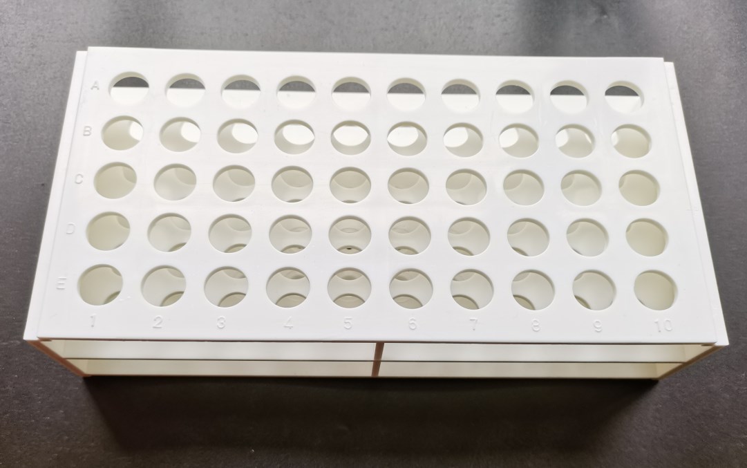 13mm*50well test tube rack ,white color 